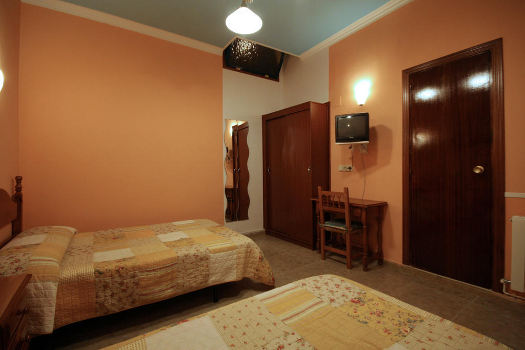 مدريد Hostal Rico المظهر الخارجي الصورة