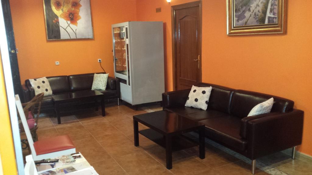 مدريد Hostal Rico المظهر الخارجي الصورة