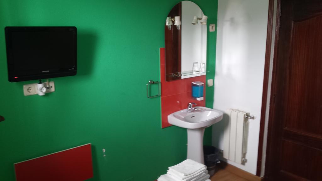 مدريد Hostal Rico المظهر الخارجي الصورة