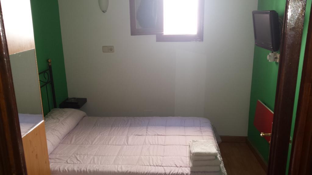 مدريد Hostal Rico المظهر الخارجي الصورة