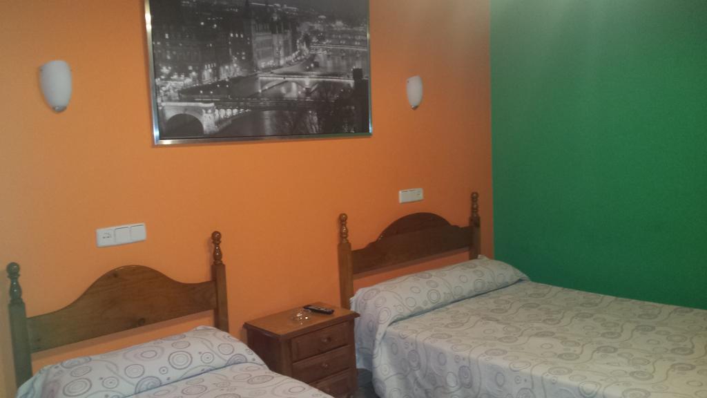 مدريد Hostal Rico المظهر الخارجي الصورة