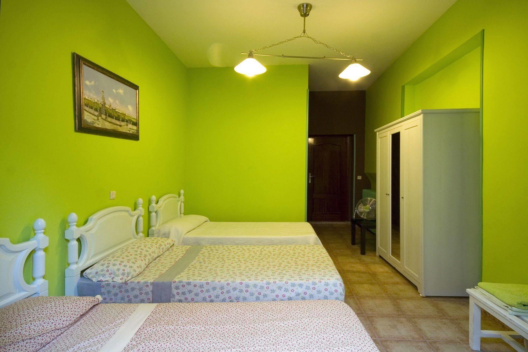 مدريد Hostal Rico المظهر الخارجي الصورة